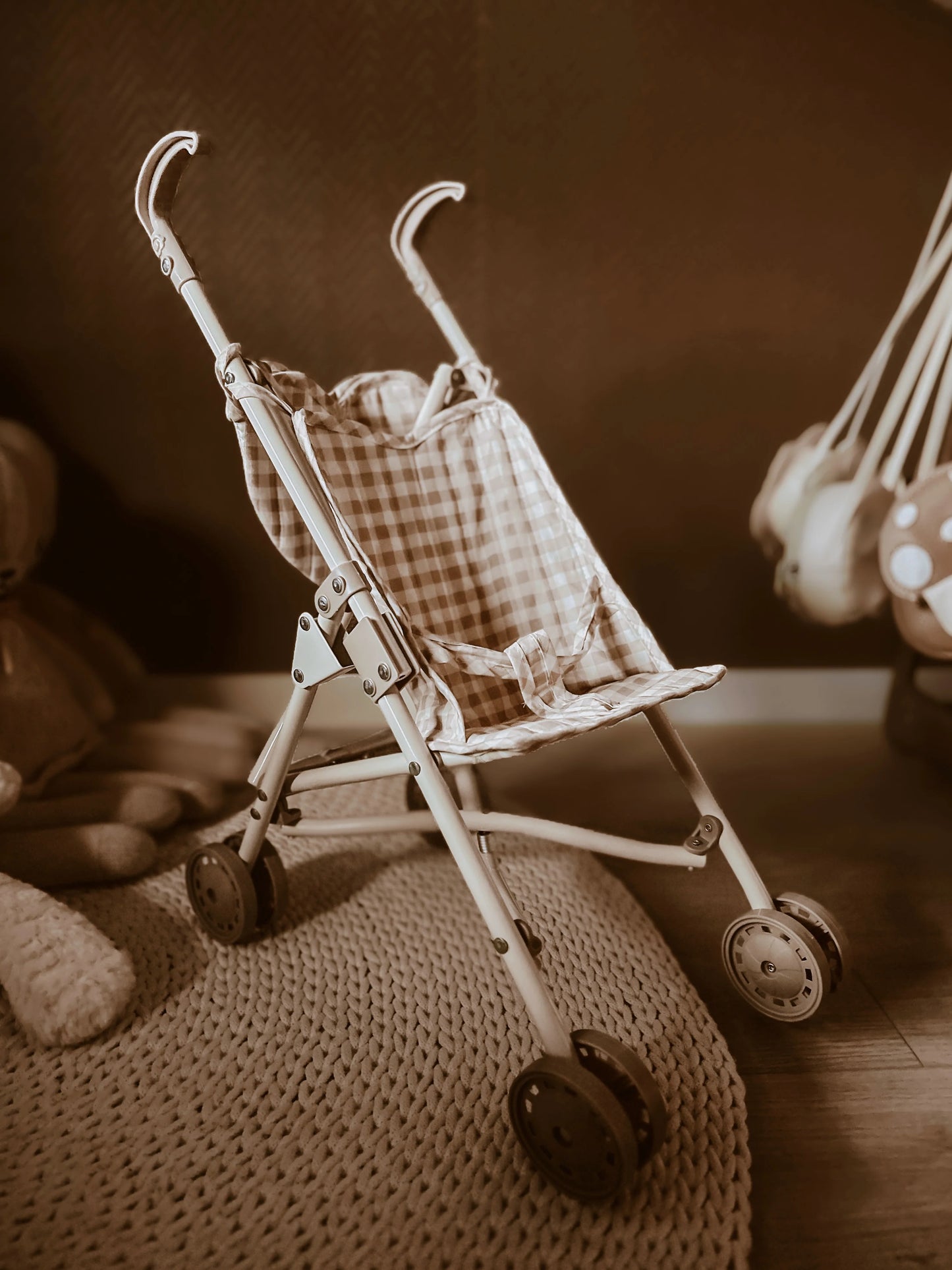 Lėlių vežimėlis | MINŠKŪS KVARTAI