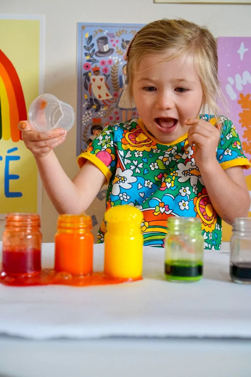 Spalvoti vonios lašeliai