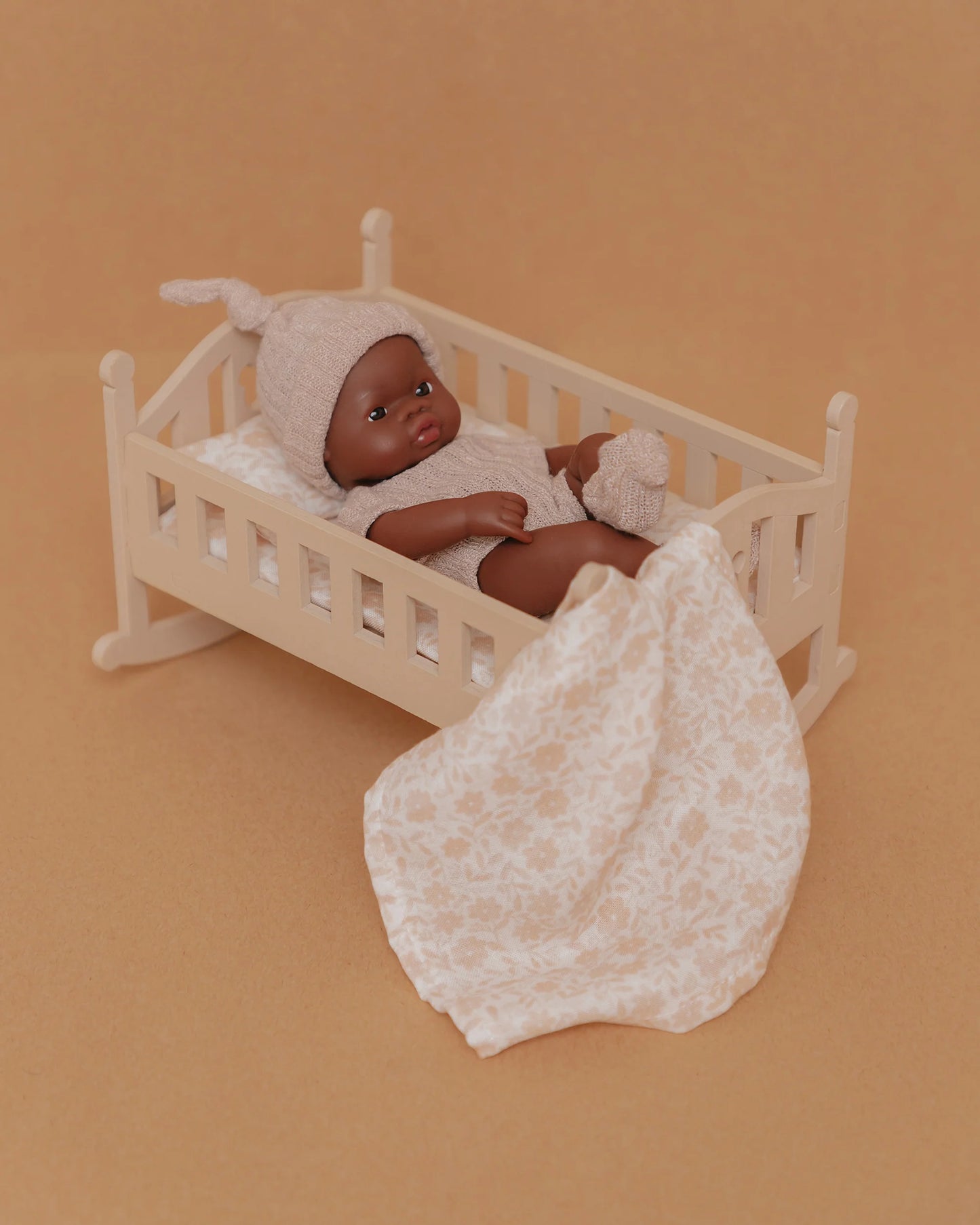 Lėlė Lupitas | JINNY